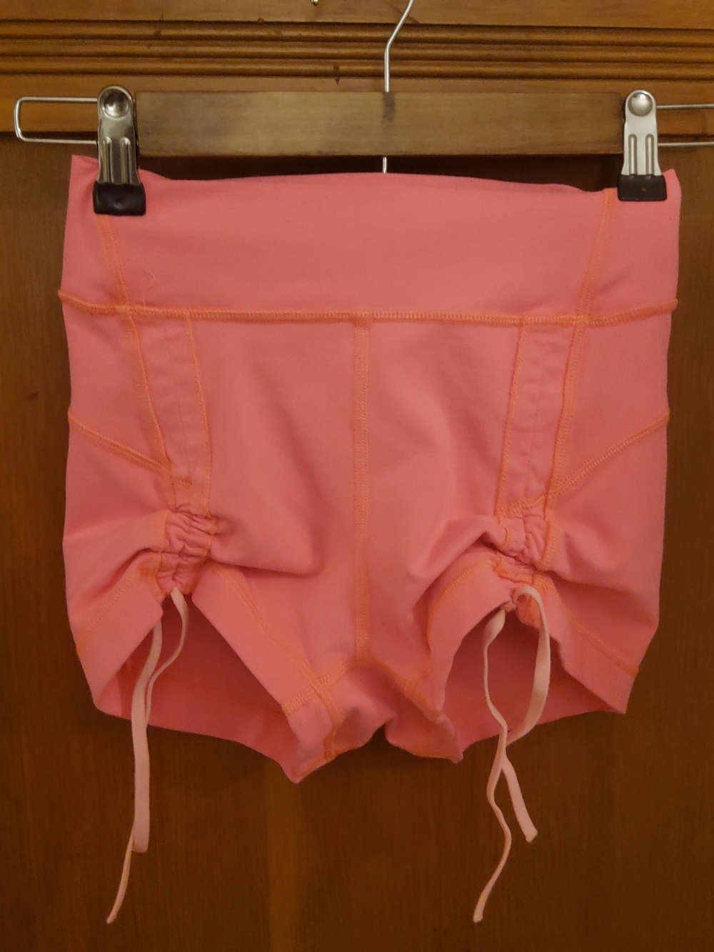 lululemon athletica Liberty Short Size 2 EUC